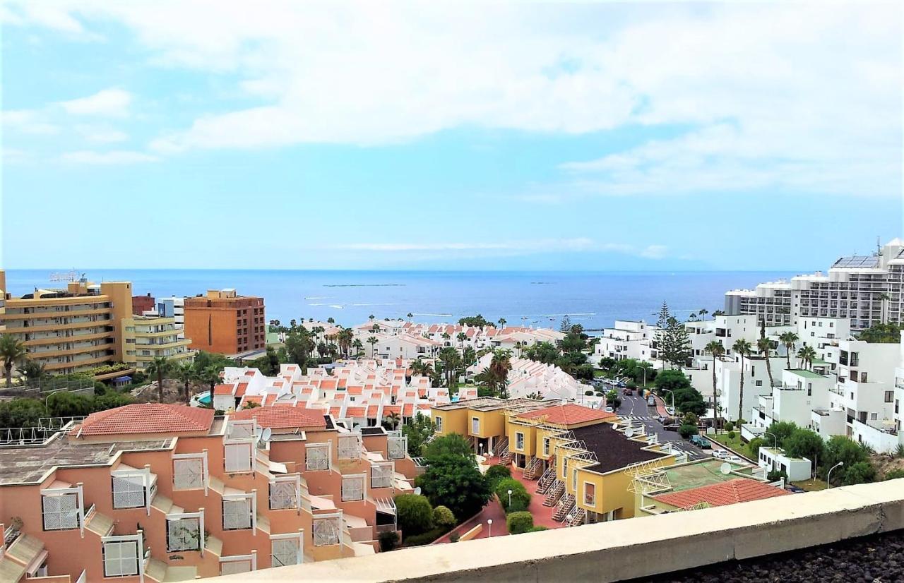 Sea View Apartment In Orlando Адехе Екстериор снимка