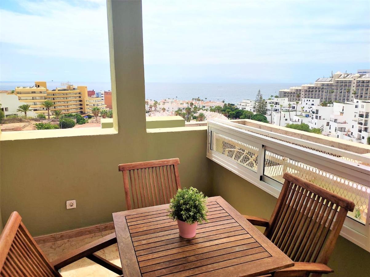 Sea View Apartment In Orlando Адехе Екстериор снимка